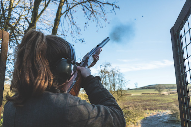 woman clayshooter