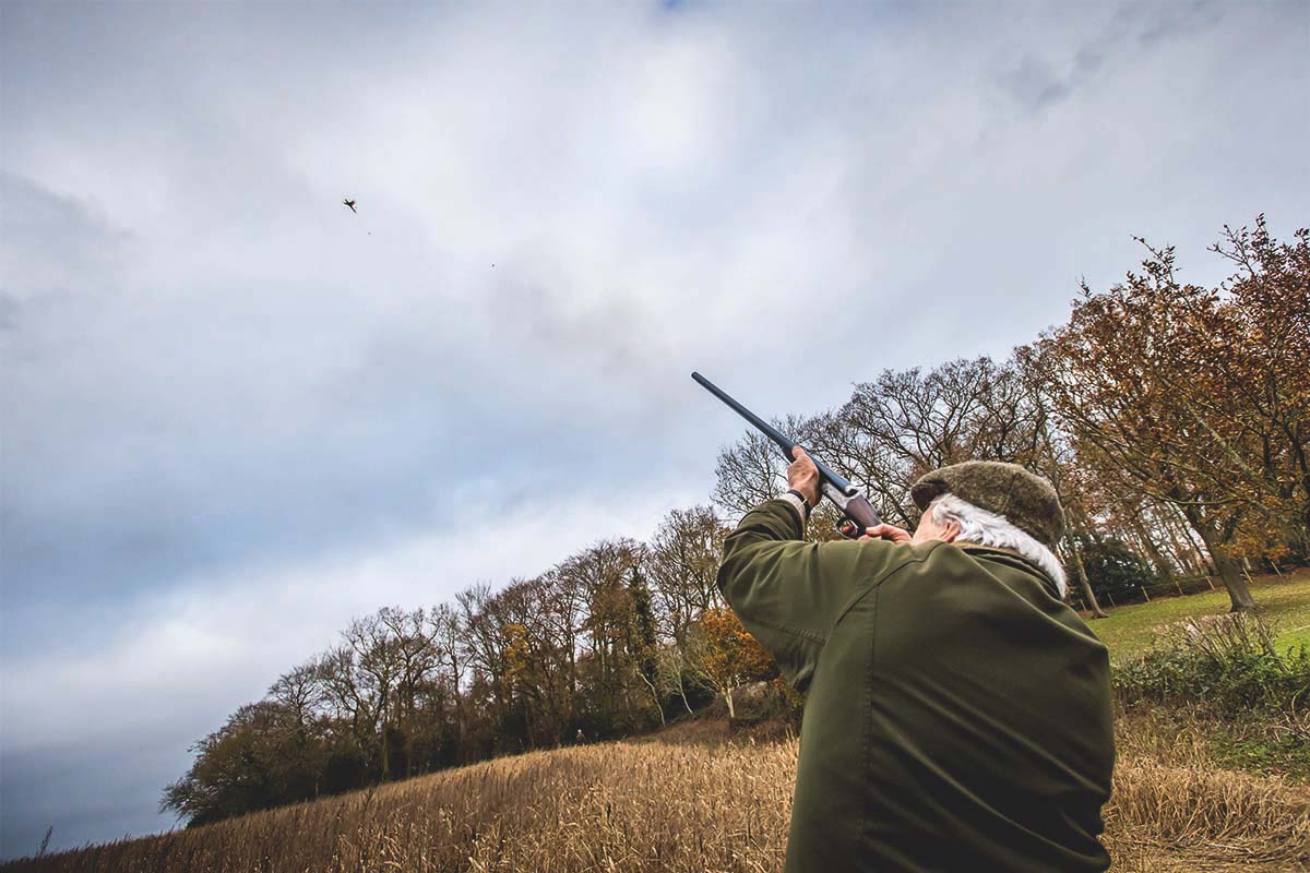 A side-by-side shotgun