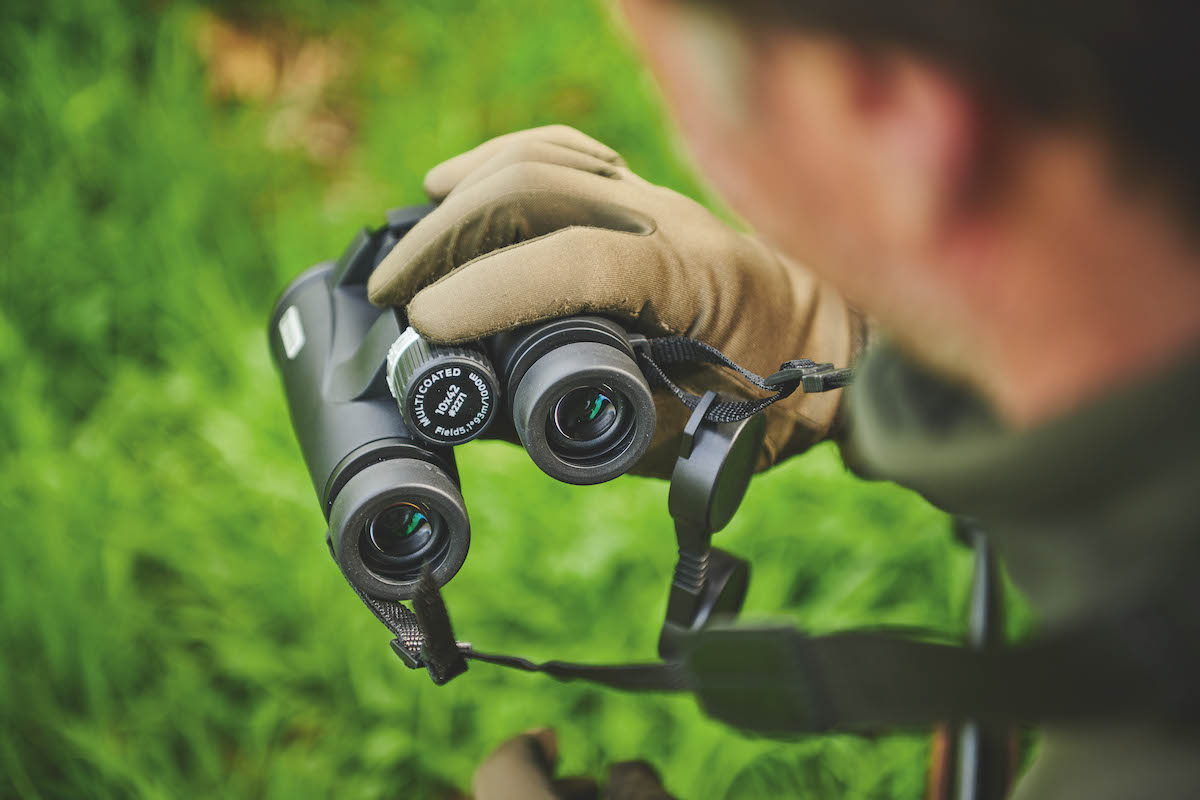 Konus Mission HD 10x42 WA binoculars